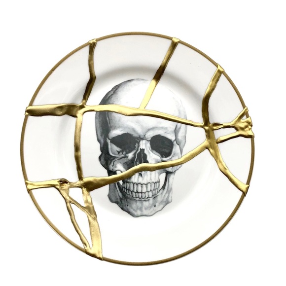Kintsugi Plate Skull Dish With Stand Gold Crack Goth Art Personal Growth Gift - Picture 10 of 10